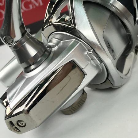  SHIMANO シマノ スピニングリール 15ストラディック 3000XGM 03414