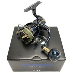 ☆☆ DAIWA ダイワ 23 ソルティガ 4000-XH 00065026 スピニングリール 箱付き Bランク