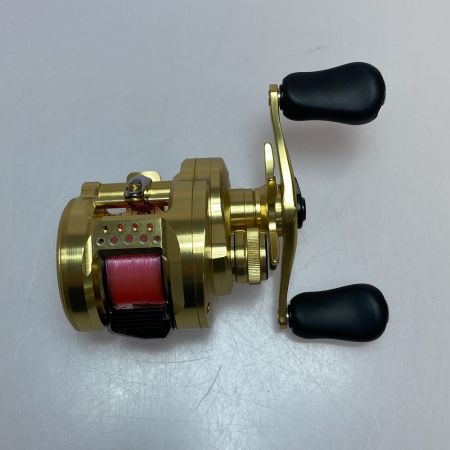  SHIMANO シマノ 21カルカッタコンクエスト 100HG 右巻き 04236 ベイトリール 程度AB