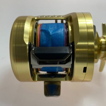  SHIMANO シマノ 23カルカッタコンクエストMD 300XGLH 右ハンドル 045935 ベイトリール 程度A 箱付