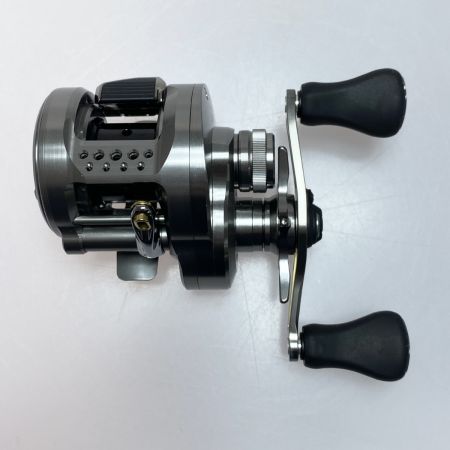  SHIMANO シマノ 23カルカッタコンクエストBFS XGL 045713 ベイトリール 程度AB 箱、袋、純正スプール アベイルスプール