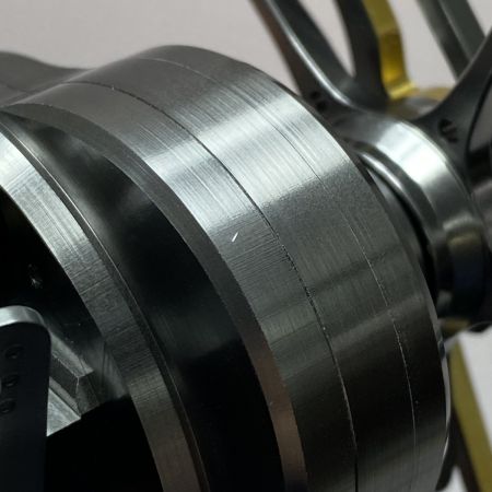  SHIMANO シマノ 23カルカッタコンクエストBFS XGL 045713 ベイトリール 程度AB 箱、袋、純正スプール アベイルスプール