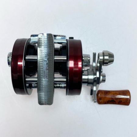 Abu Garcia アブガルシア アンバサダー 2500C バーガンディ