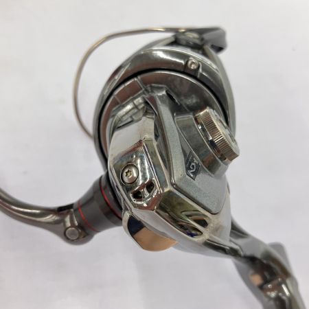  SHIMANO シマノ スピニングリール 16ストラディックCI4+ C2000S-B ノブカスタム済 03487