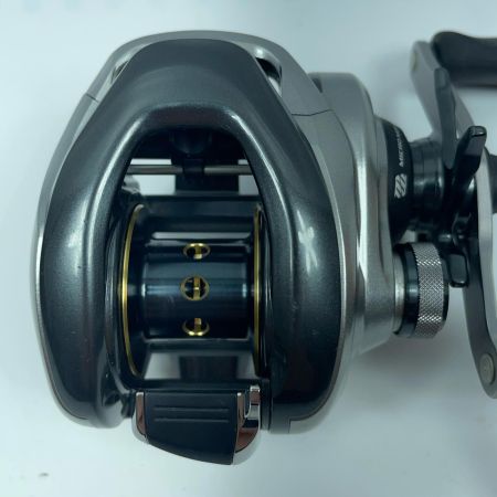 SHIMANO シマノ ベイトリール 13メタニウム HG 03046 本体のみ