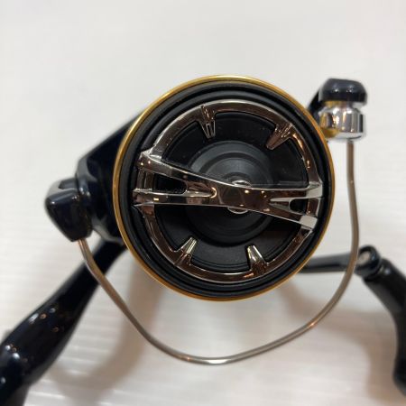  SHIMANO シマノ  スピニングリール 19スフェロスSW 3000XG  04133