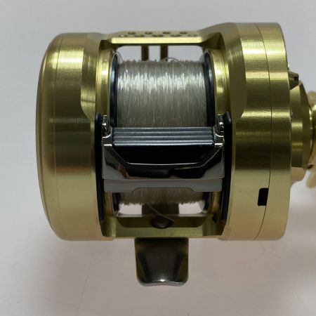  SHIMANO シマノ 23カルカッタコンクエストMD 300XG 045928 ベイトリール 程度B 箱付 純正ハンドル付