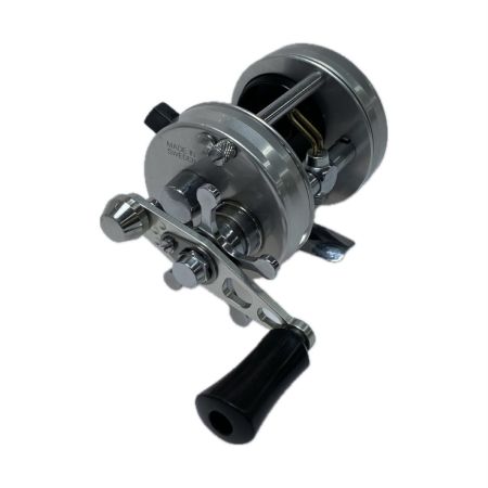  Abu Garcia アブガルシア アンバサダー2500C IAR 両軸リール パーツ欠品 ジャンク品(D)