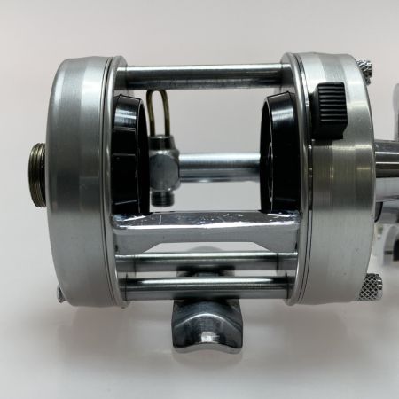  Abu Garcia アブガルシア アンバサダー2500C IAR 両軸リール パーツ欠品 ジャンク品(D)