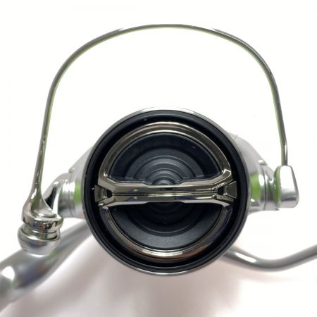  SHIMANO シマノ 23ストラディック C3000HG 045850 スピニングリール 程度AB 箱付き