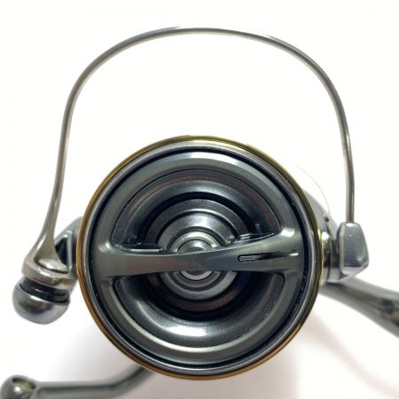  SHIMANO シマノ 18ステラ C3000MHG 03806 スピニングリール 程度B 袋付 使用感有