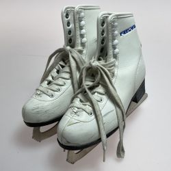 §§ freesport フィギュアスケート 34/4 22.0cm キズ有 Cランク