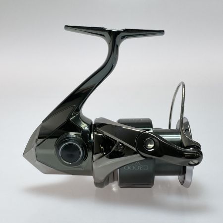  SHIMANO シマノ 22ステラ C3000XG 043924 スピニングリール 程度AB 箱有