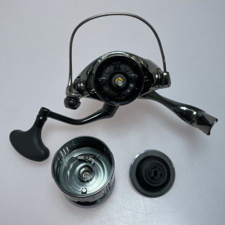  SHIMANO シマノ 22ステラ C3000XG 043924 スピニングリール 程度AB 箱有