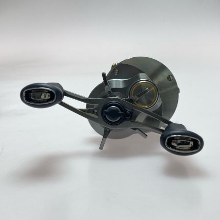  SHIMANO シマノ 23カルカッタコンクエストBFS HG 045690 ベイトリール 程度B 箱付