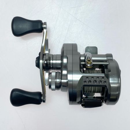  SHIMANO シマノ 23カルカッタコンクエストBFS HG 045690 ベイトリール 程度B 箱付