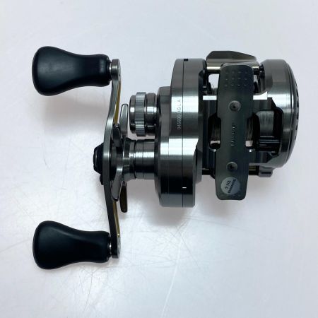  SHIMANO シマノ 23カルカッタコンクエストBFS HG 045690 ベイトリール 程度B 箱付