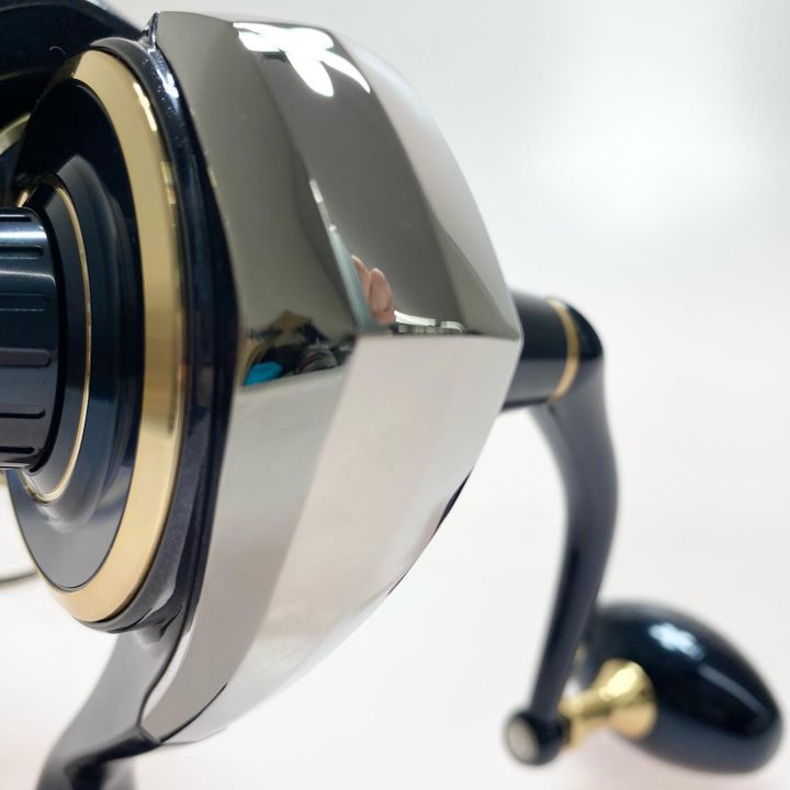 スピニングリール 20SALTIGA 20000-H 程度AB ダイワ DAIWA 00065009  