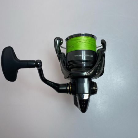  SHIMANO シマノ SHIMANO シマノ 24ツインパワー C3000MHG 程度A スピニングリール 046819 046819
