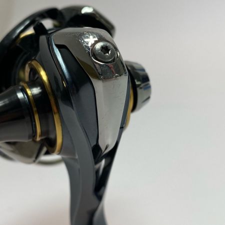  DAIWA ダイワ 17セオリー 2004H 程度BC エッジキズ。ゴロツキ有 スピニングリール 055996