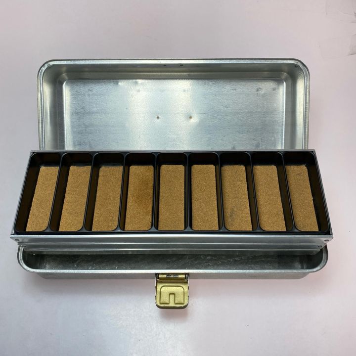 UMCO アムコ タックルボックス 175A - 中古釣り・フィッシング