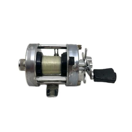 ABU アブ ベイトリール アンバサダー 2500C フットナンバー 770400 本体のみ シルバー