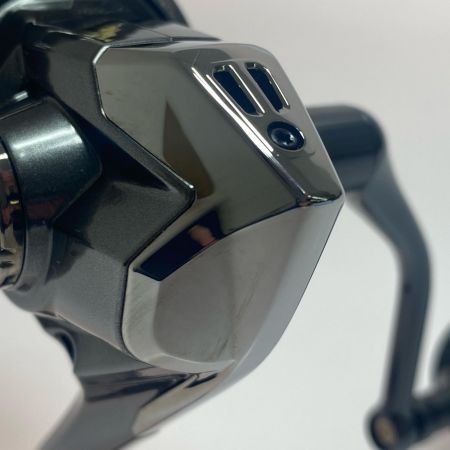  SHIMANO シマノ SHIMANO シマノ 24ツインパワー C5000XG 程度A 046888　スピニングリール  046888
