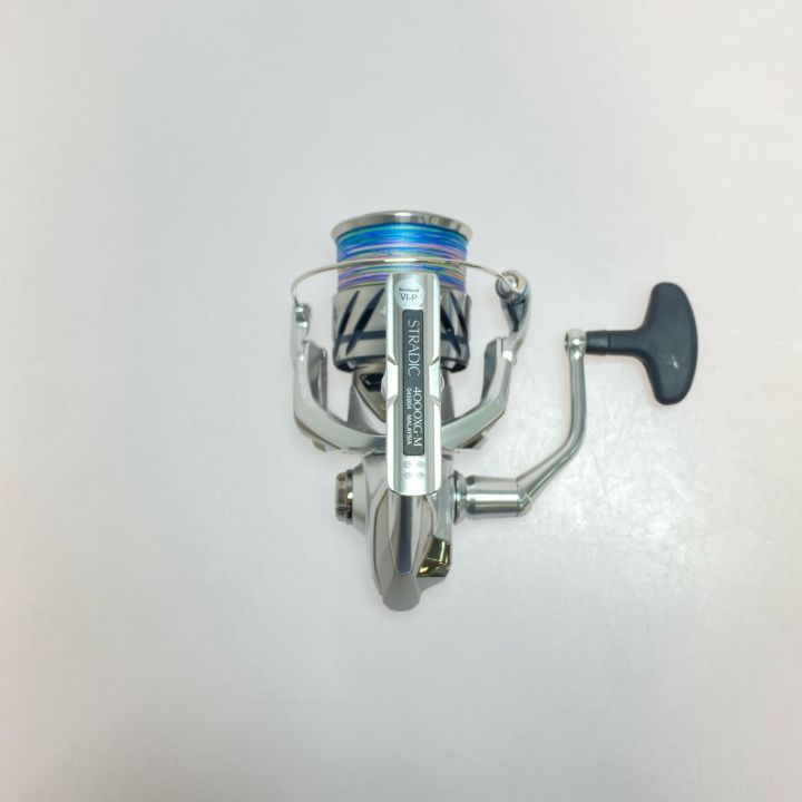 SHIMANO シマノ 23ストラディック4000XG-M 程度B 045904 - 中古釣り 