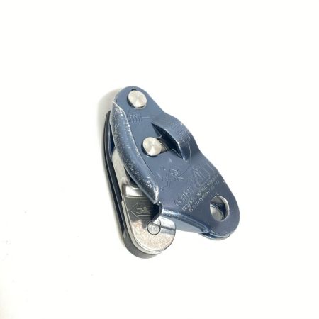  petzl 登山 ビレイデバイス 程度B グリグリ D14
