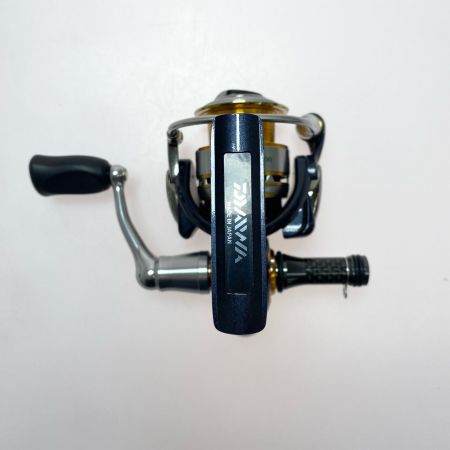  DAIWA ダイワ スピニングリール 10セルテート2000 ゴリ感有 程度B 替ハンドル・リールスタンド・箱付  00056403