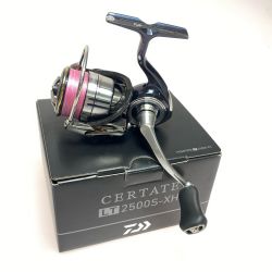 §§ DAIWA ダイワ スピニングリール 19セルテート LT2500S-XH 程度AB 060046 Bランク
