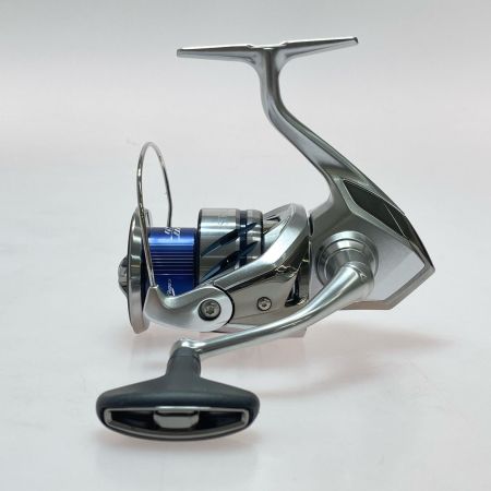  SHIMANO シマノ 23ストラディックＣ3000XG 045867 スピニングリール 程度AB 箱付