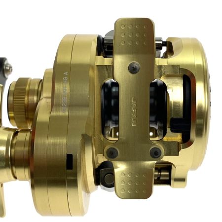  SHIMANO シマノ 21 カルカッタ コンクエスト 201HG 左巻き 04239 カスタムハンドル