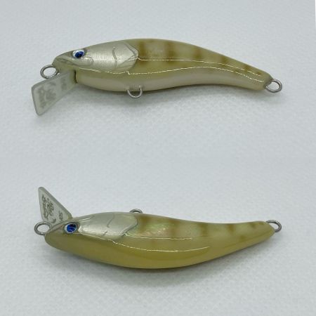  麗's ミノー シェル アルビノヤマメ 鮑