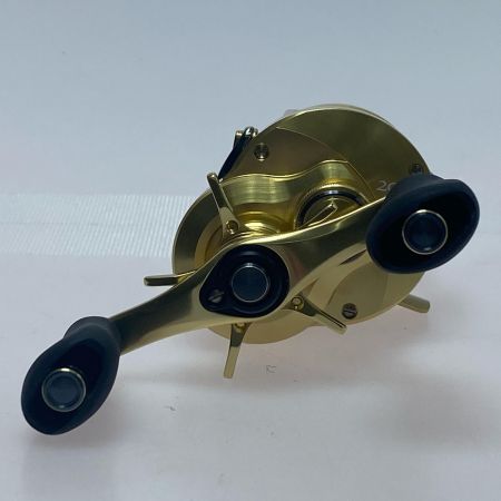  SHIMANO シマノ 21カルカッタコンクエスト 201HG ベイトリール 程度B