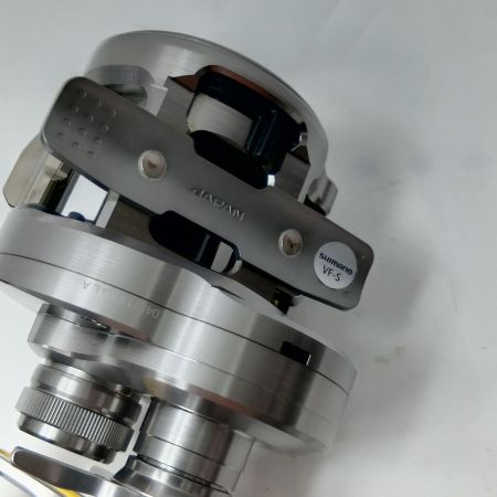 SHIMANO シマノ ベイトリール  045713 23カルカッタコンクエストBFS XGL