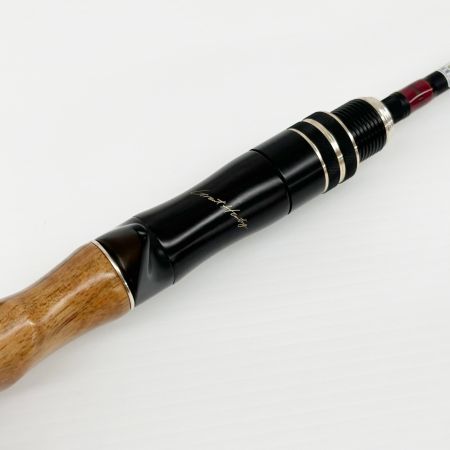Megabass メガバス グレートハンティングハンツマンGHBF511-4L 竿袋・ケース付 釣り フィッシング