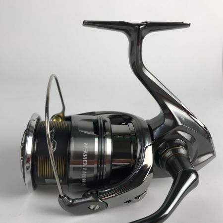  SHIMANO シマノ スピニングリール 24ツインパワー4000MHG 24TWIN POWER 046864 箱付