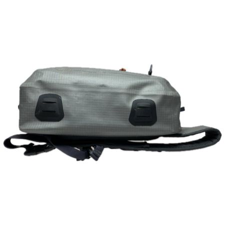  SIMMS フィッシングバッグ ドライクリークZ スリング オリーブ