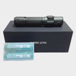 §§ OLIGHT LEDフラッシュライト 箱イタミ有 程度A マグネットケーブル・充電池2個・ケース・外箱付 WARRIOR ULTRA Aランク