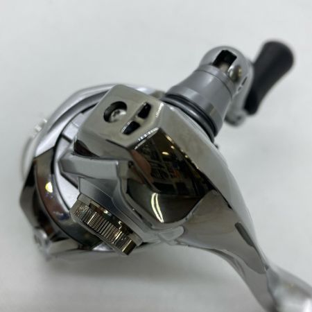  SHIMANO シマノ 15ストラディック 2500HGS スピニングリール 03411