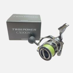 §§ SHIMANO シマノ スピニングリール 24ツインパワー C5000XG 程度B 046888 Bランク