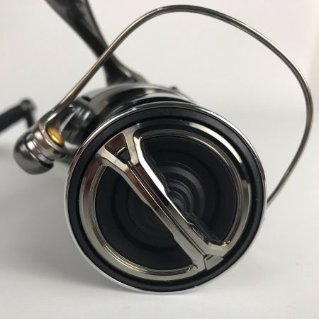 SHIMANO シマノ 24ツインパワー C3000XG スピニングリール 24TWIN POWER 046826 箱付