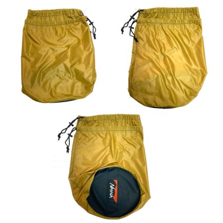  NANGA ナンガ シュラフ 程度B AURORA 550　寝袋