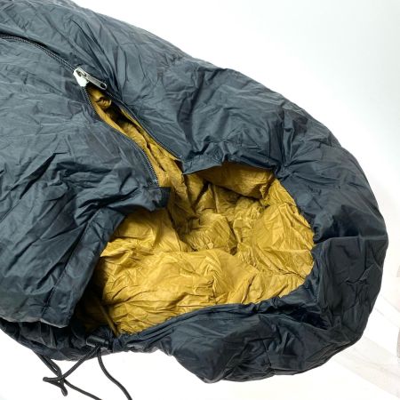  NANGA ナンガ シュラフ 程度B AURORA 550　寝袋