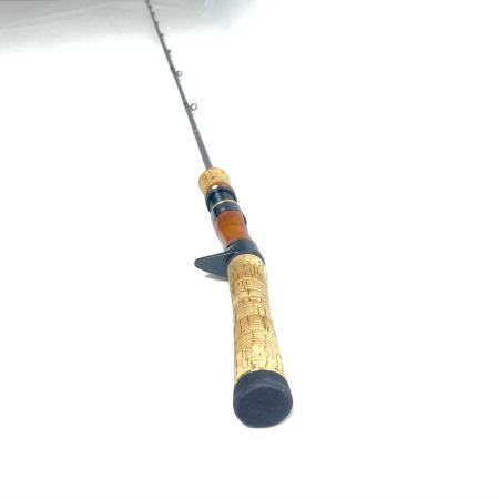  MajorCraft メジャークラフト トラウトロッド やや傷や汚れあり  ファインテイルストリームステージ 程度B 袋付 FSG-B422UL