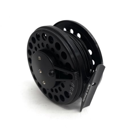 STH フライリール Airweight エアーウェイト LDS 本体のみ ブラック
