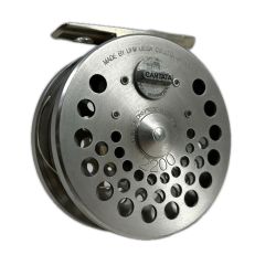ufmウエダ フライリール カンタータ 2200 Cランク