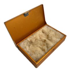 §§ BUMS & CASKET ルアーケース ミノーボックス アルミボックス Cランク