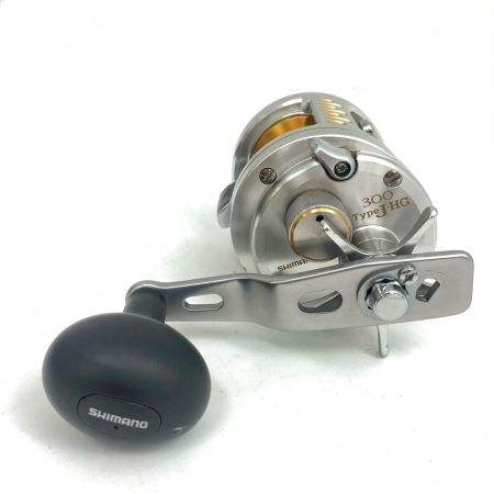  SHIMANO シマノ ベイトリール 10オシアカルカッタコンクエスト 300J-HG 程度B RH66 02603